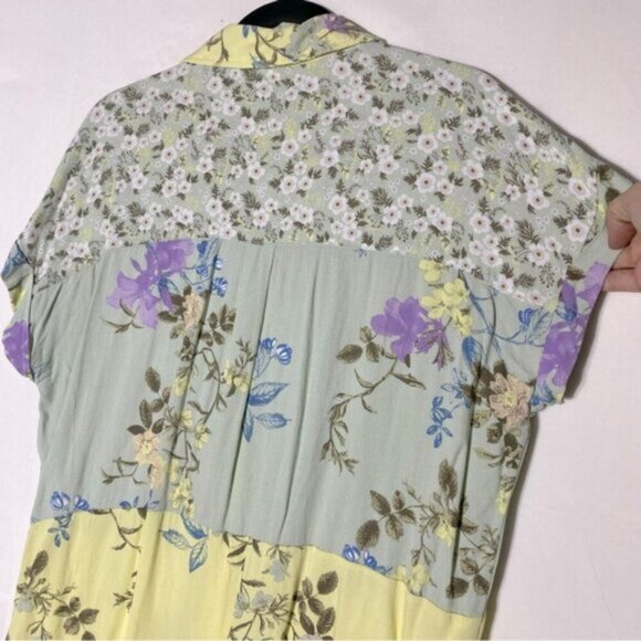 5/$25 Yest Green Yellow Purple Floral Button Up Shirt Sleeve Blouse 12 - Picture 6 of 11
